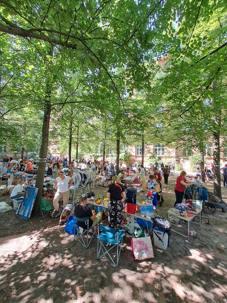 Babybasar und Kinderflohmarkt in Berlin WeiterReich vom Juli 2025