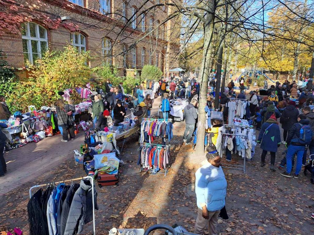 Kinderflohmarkt WeiterReich im Oktober 2025